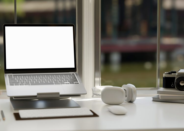 The Best Laptop Stands For Your Home Office