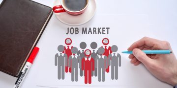 Exploring the UK’s Top Earning Careers and Job Market Opportunities