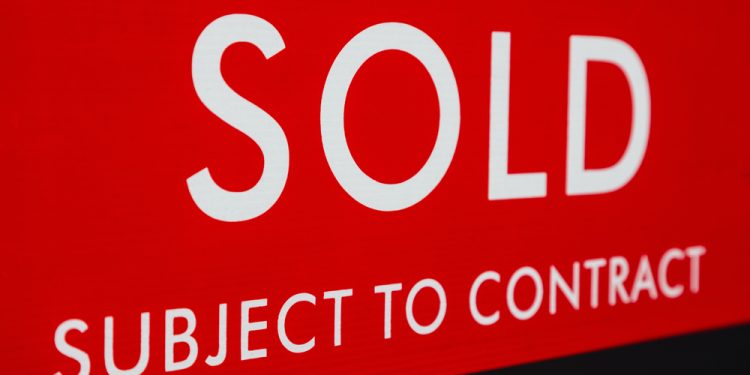 Buyers and Sellers: What does Sold Subject to Contract (SSTC) mean?