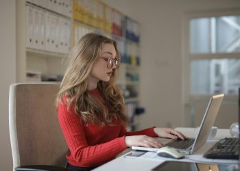The personal challenges of managers of remote workers – assumptions, unwritten rules and personal pride